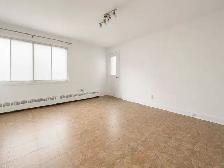 1 CH - 1 SDB - Montréal - $1,050 /mo - Photo 2