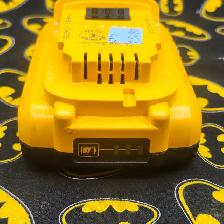 DeWalt DCB240 4.0ah 20V Battery (#3113) - Photo 6