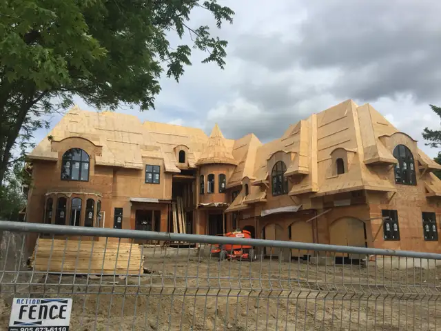looking for hourly carpenter