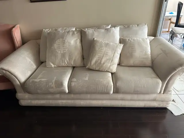 Solid  Couch
