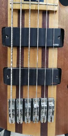 Basse de Luthier Liberator Moreau 6 cordes (2004) - Photo 7