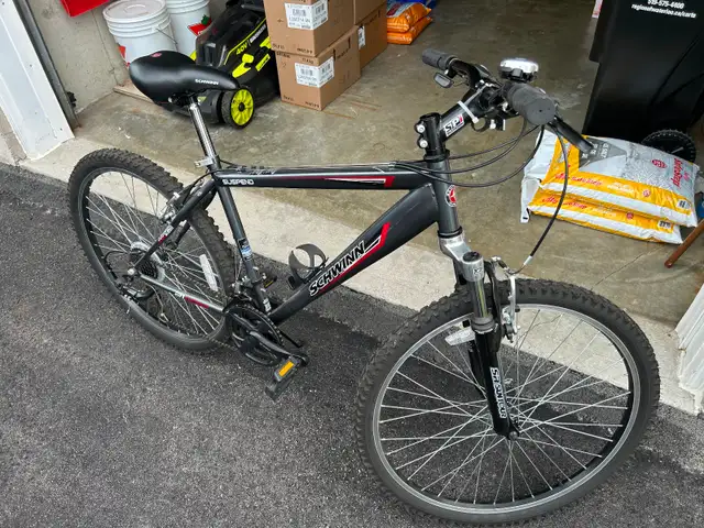 SCHWINN Mountain Bike (hard tail)