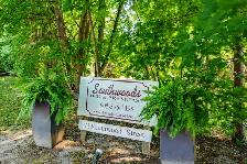 Southwoods B&B Oshawa - STAY SOMEWHERE SPECIAL - OPG Welcome - Photo 10