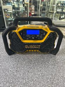 Dewalt DCR028 20V Jobsite Radio