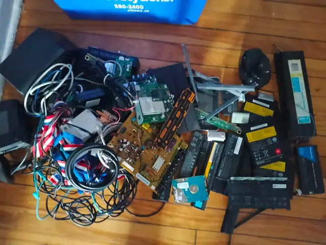 Free Ewaste crap scrap garbage wtv, Please bring your own tub