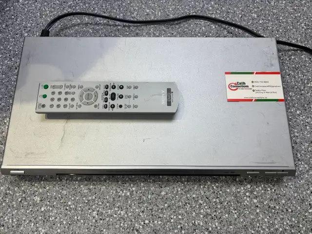 Sony DVP-NS75H CD/DVD player with remote