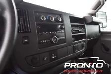 2018 GMC 3500  Cube 14 pieds  6.0L V8 - Photo 6