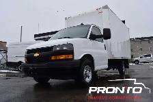 2025 GMC V8 6.6L  14 Pieds  3500  Garantie GM - Photo 2