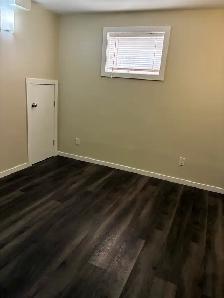 Spacious 2 bdrm, 2 bthrm in desirable Crescentwood - Photo 19