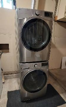 Spacious 2 beds   1 bath basement suite - Photo 9