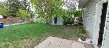 Spacious 2 beds   1 bath basement suite - Photo 10