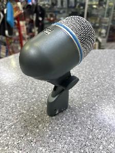 Shure Beta 52A Super Cardioid Bass Drum Mic - Photo 2