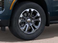 2026 Chevrolet Suburban LT - Photo 9