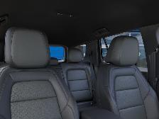 2027 Chevrolet Equinox - Photo 24