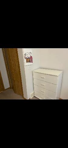 Short Term Room for Rent: upper floor, desk, quiet, clean, wifi - Photo 4