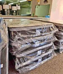 Queen Mattress / King Mattress | Twin Mattress . Full Mattress - Photo 2