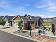 9 YEAR OLD HOME IN MERRITT - ALL MAINTENANCE DONE FOR YOU - Photo 2