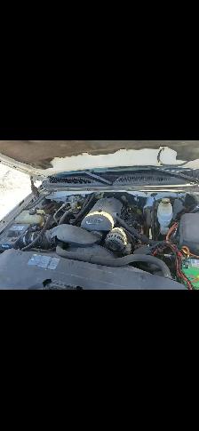 2007 Chevy Silverado LT 2500 4x4 - Photo 9