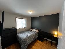 chambre à loue room for rent, 5min à métro