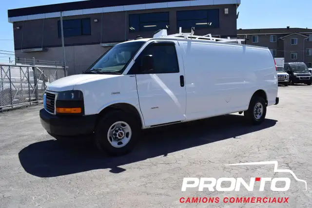 2021 GMC Diesel 2.8L  2500  Allonger  AC  Hitch
