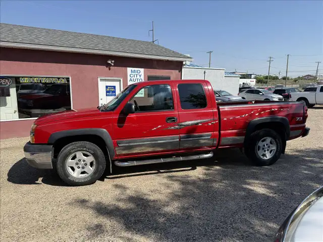2004 Chevrolet Silverado 1500 Z71 Ext. Cab Short Bed 4WD