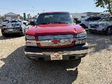 2004 Chevrolet Silverado 1500 Z71 Ext. Cab Short Bed 4WD - Photo 2
