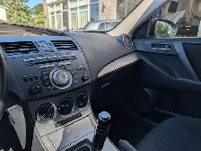 2011 Mazda Mazda3 GS • Accident Free Bluetooth - Photo 12