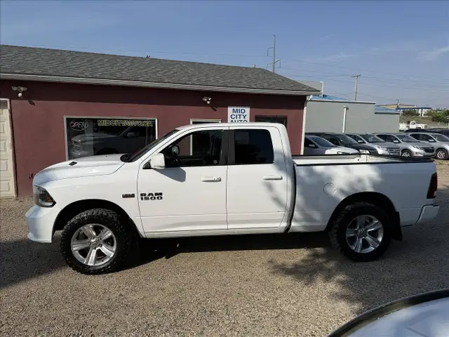 2015 RAM 1500 Sport Quad Cab 4WD