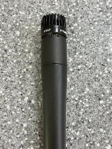 Shure sm57 Dynamic Mic - Photo 2