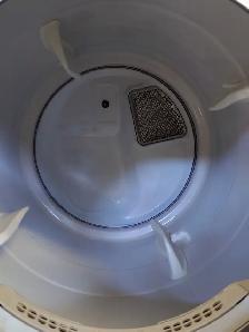 Whirlpool '27' Chrome Shadow Front Load Washer / Dryer Set - Photo 6