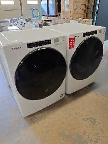 Whirlpool "27" White Front Load Washer / Dryer Set on Sale‼️ - Photo 2
