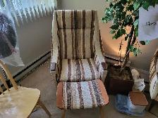 TEAK MID CENTURY SOFA/CHAIR/OTTOMAN SET - Photo 2