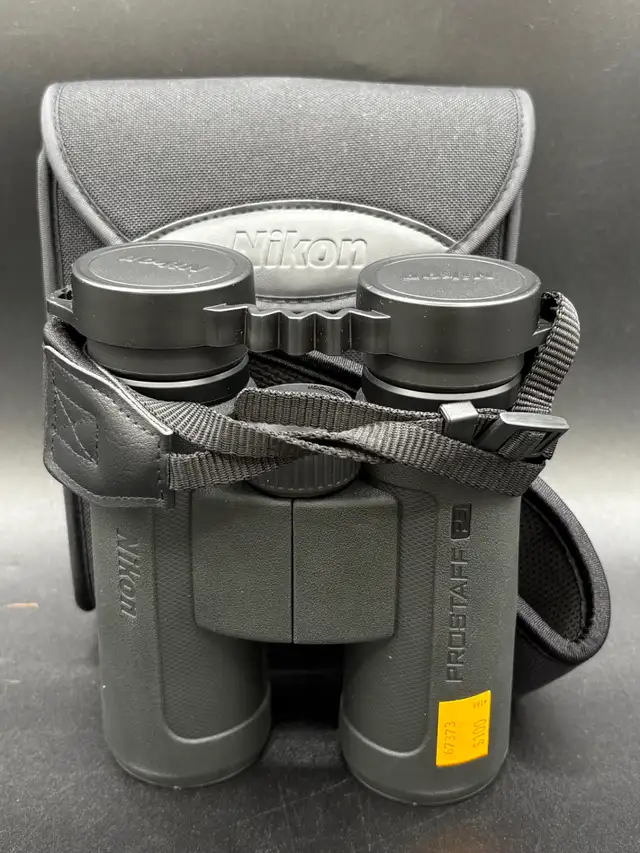 Nikon Prostaff Waterproof 8x42 7.2° Binoculars