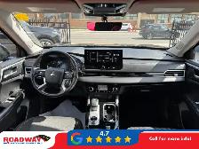 2025 Mitsubishi Outlander ES - Photo 12