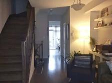 Modern Townhouse For Rent Near Woodbine Beach - Photo 3