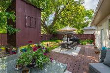 Beautifully updated 4 bed home situated on a prime Selkirk lot! - Photo 10