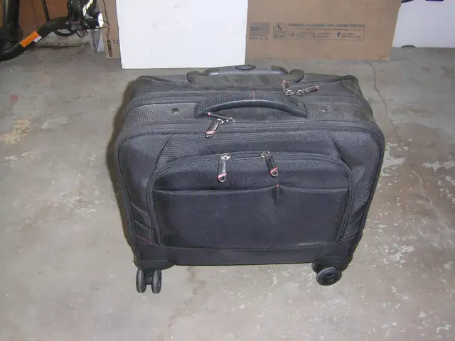Professional rolling brief case