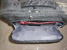 Professional rolling brief case - Photo 3