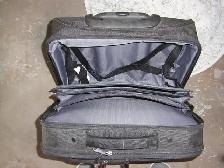 Professional rolling brief case - Photo 4
