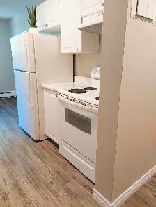 2Bedroom Apartment in Goderich - Suncoast Village - Photo 3