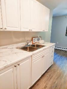 2Bedroom Apartment in Goderich - Suncoast Village - Photo 5