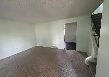 Aesthetically Updated 3 Bedroom Corner-Lot Home in Mill Woods - Photo 2