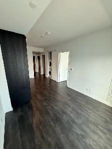 CONDO FOR RENT VAUGHAN (VMC) - Photo 5