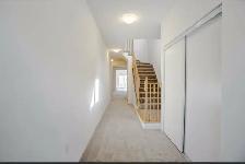 For Lease – Stunning 4-Bedroom Semi-Detached Home in Southgat - Photo 3