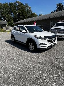 2017 Hyundai TUCSON SE  AWD 74,757 KMS -NEW FACTORY MOTOR FEB/24 - Photo 2