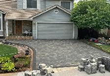 Paving stones, firepit - Photo 5