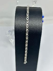 10K Vintage White Gold Diamond "XO" Tennis Bracelet - Photo 7