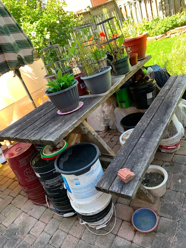 Free wood used picnic table