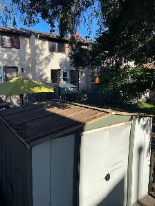 Spacious Room for Rent - Photo 3