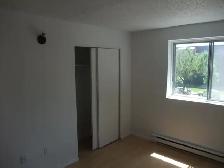 ANJOU 4 1/2 TOUT INCLUS DISPONIBLE MAINTENANT - Photo 4